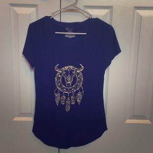 Navy T-shirt with v-neck.